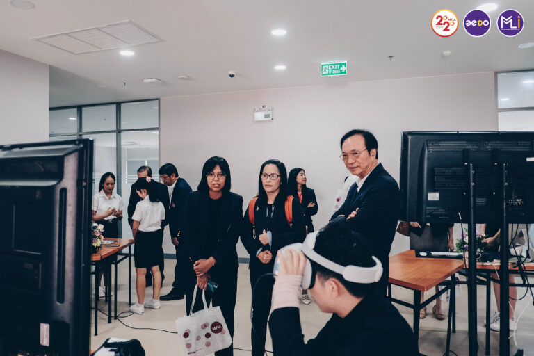 _DSF4774 copy